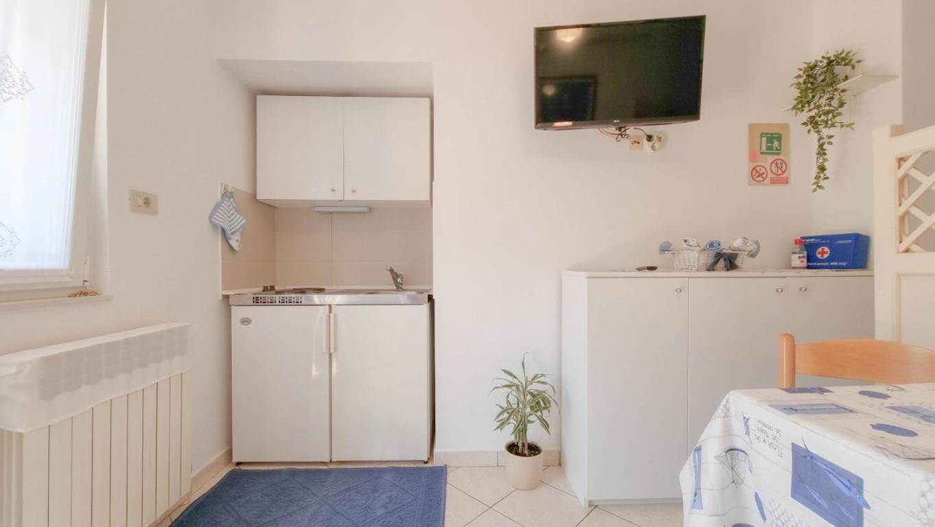 شقة Alma One Novigrad Istria المظهر الخارجي الصورة